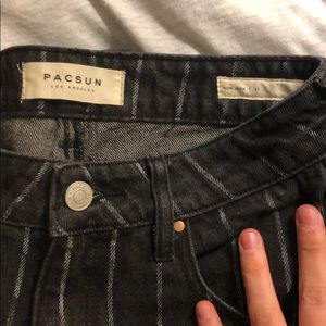 Pac Sun mom jeans